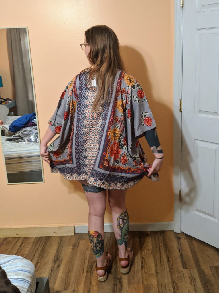 t-shirt, shorts, sandals, and kimono